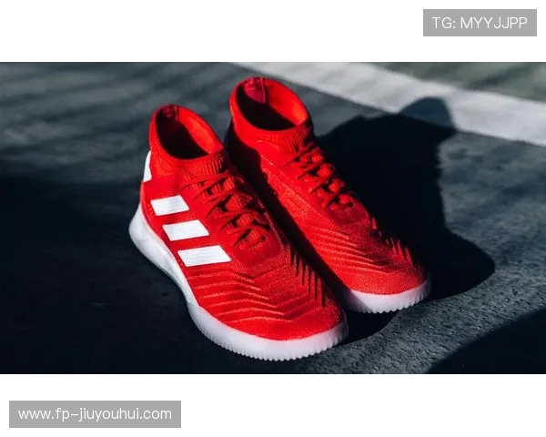 红色足球鞋打造芝加哥街头潮流风尚 打破运动与时尚的界限